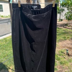 Universal Standard velvet skirt